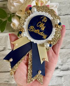 Do you want a statement age birthday badge , then is this for you. If you are to  celebrate your birthday personalised with.. ITS MY BIRTHDAY, in gold vinyl. Full of gems, pearls and glitters on this badge. Any colour is available, please pop me a message to discuss. Safety Although all of my beautiful handmade accessories are made with great love and care, they do contain small parts. Children must be supervised whilst wearing bows or headbands and please remove their accessories when sleeping. Homecoming Signs, Vegas Outfits, Birthday Badge, Vegas Outfit, Glitter Birthday, It's My Birthday, Gold Vinyl, 11th Birthday, Gold Birthday