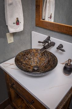 The Eden Bath Electric Leopard Above Counter Round Tempered Glass Vessel Sink features a round shape and a painted black, textured exterior. The inside is an appealing mix of tawny brown, bright gold, and shimmering blue throughout the bowl. This striking sink would be a unique and fascinating addition to any guest or master bath. Each vessel sink is made of high quality tempered glass. We recommend that you also purchase a mounting ring and drain with your glass bathroom sink bowl in the same f Modern Brown Bathroom, Bathroom Sink Bowl, Glass Bathroom Sink, Bathroom Sink Bowls, Sink Bowl, Tawny Brown, Modern Bathroom Sink, Glass Vessel Sinks, Brown Bathroom