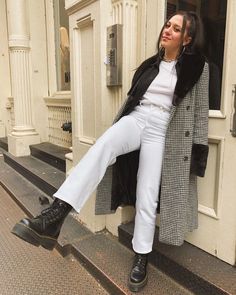 Dr Martens Jadon Outfit, Jadon Outfit, Dr Martens Outfit, Dr Martens Jadon, Outfit Inso, Style Casual Chic, Fashion Network, Classy Casual Outfits, Influencers Fashion