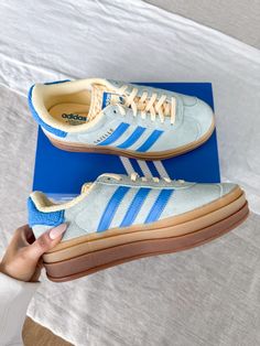 just grabbed the NEW Adidas Gazelles in blue and yellow! They're comfortable and the perfect spring sneaker Adidas Gazelle Blue, Adidas Gazelles, Gazelle Shoes, Yellow Adidas, Basket Vintage, Cute Nike Shoes, Girly Shoes