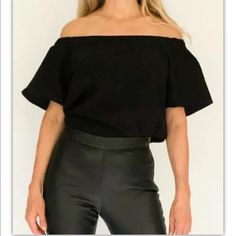 Sultry And Chic, Off The Shoulder Brand New Bardot New Look Black Top Us Size 6/Small New With Tags. Perfect For Spring, Summer And Beyond. Excellent Condition New With Tags. Chic Off-shoulder Crop Top For Date Night, Chic Solid Color Crop Top For Evening, Black Off-shoulder Crop Top For Evening, Black Off-shoulder Top For Going Out, Stretch Off-shoulder Top For Going Out, Chic Black Top For Going Out, Sleek Summer Evening Top, Black Off-shoulder Crop Top For Night Out, Chic Stretch Tops For Going Out