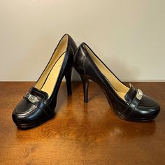 Never Worn Outside. Super Cute For Your Night Out. Questions? Leave A Comment Below! Coach Shoes, Platform Heels, Shoes Women Heels, Chelsea, Night Out, Shoes Heels, Super Cute, Turn Ons, Women Shoes