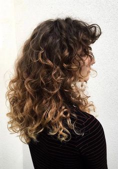 The Hair Colour Trends Set To Be Big In 2021 | SheerLuxe Curly Hair Trends, Colored Curly Hair, Haircuts For Curly Hair, Curly Hair Inspiration, Curly Hair Cuts, Hair Inspo Color, Hair Photo, Long Curly Hair