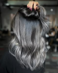 Gray Blend for Dark Hair Grey Blending Hair, Highlights For Gray Hair, Enhancing Gray Hair, Gray Hair Hairstyles, Ash Grey Hair, Grey Blending, Platinum Hair Color, Grey Hair Looks, Gray Balayage