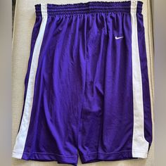 Purple And White New With Tags Nike Shorts Men, Nike Sweat Shorts, Nike Swim Shorts, Michael Jordan Basketball, Nike Basketball Shorts, Nike Athletic Shorts, Jordan Basketball, Black Athletic Shorts, Nike Swim