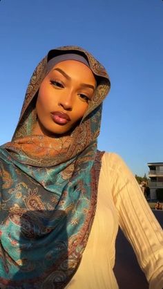 Pashmina Hijab Tutorial, Mode Kimono, Hair Scarf Styles, Head Scarf Styles