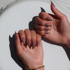 LIKE YOU A LATTE (ALMOND) – GossipClaws Fall Almond Nails, Almond Acrylic Nails Designs, Almond Nails French, Manicured Nails, Long Almond Nails, Brown Acrylic Nails, Short Almond Nails, Makeup Hacks Beauty Secrets, Almond Shape Nails