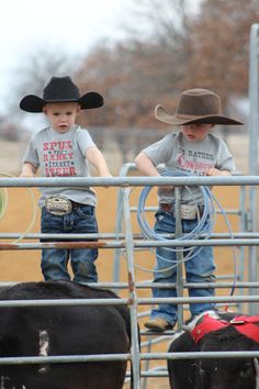 For all them little hands that love spending quality cowboy time with Daddy, out in barn, checkin cows, feedin horses or just ridin fence. They need this shirt to represent the lifestyle they love. Mamma we promise your gonna love this shirt as much as they do. It's 65% Polyester and 35% Cotton, super soft, breaths well and moves with them for that all day comfort. * Goes great with our Dad's #1 ranch hand toddler snapback hat, check them out in the toddler hat corral. Country Baby Boy Outfits, Cowboy Outfits For Boys Toddlers, Father Son Cowboy Hat, Toddler Boy Outfits Country, Kids Cowboy Outfit, Western Kids, Toddler Boy Cowboy Shirt, Country Baby Boy, Ranch Hand