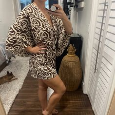 Aakaa Kimono Style Romper Brand New, Tags Still On! Size: M Chic Long Sleeve Jumpsuits And Rompers For Vacation, Chic Long Sleeve Jumpsuits For Vacation, White Long Sleeve Jumpsuits And Rompers For Day Out, White Long Sleeve Jumpsuit For Day Out, Chic Long Sleeve Jumpsuits And Rompers For Beach, Kimono Style, Kimono Fashion, Pant Jumpsuit, Jumpsuit Romper