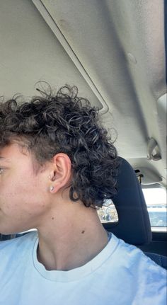 Perms For Men Short Hair, Curly Hair Short Mullet, Guy Haircuts Curly Hair, Burst Fade Mullet Perm, Hair Cuts For Men With Curly Hair Curls, Light Mullet Curly Hair Men, Curl Mullet Men, Fake Mullet Men