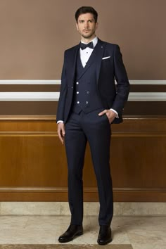 Reception Suits, Wedding Suits Men Black, Men Suits Black, Groom Tuxedo Wedding, Black Tuxedo Suit, Best Wedding Suits, Groom Dress Men, Wedding Tux, Black Suit Wedding