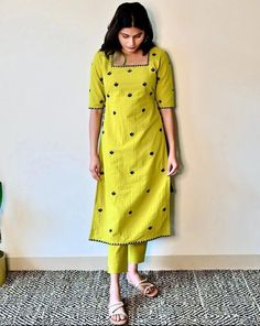 Suit Up in Style: Trending Women's Suit Fashion Ideas Simple Daily Wear Kurti, Cotton Kurti Stitching Designs, Office Kurti Designs, Woman Kurtis Design Latest, Neck Ideas For Kurti, Kurta Ideas For Women, Kurti Styles Latest, Kurta Patterns Latest For Women, Cotton Kurti Designs Latest Fashion