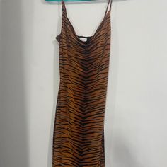 Brand New! Never Worn With Tag! Tiger Midi Dress, Casual Mini Dress With Tiger Print For Summer, Sleeveless Tiger Print Mini Dress For Summer, Spring Tiger Print Dress For Night Out, Spring Party Mini Dress With Tiger Print, Chic Tiger Print Mini Dress For Spring, Spring Party Dress With Tiger Print, Summer Tiger Print Dress For Date Night, Tiger Clothes