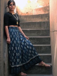 Long Skirt Outfits Indian, Desi Dress, Kurti Style, Lehenga Saree Design, Floral Embroidery Dress, Long Skirt Outfits, Skirt Model, Desi Style