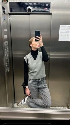 Ootd Frio Casual, Ootd Frio, Adidas Samba Outfit, Outfits Con Jeans, Casual Day Outfits, Fashion Attire, Pinterest Outfits, Fashion Mistakes, 10 Pounds