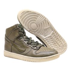 > All footwear undergoes thorough professional cleaning using advanced ozone technology, ensuring exceptional quality and hygiene every time.>Size: UK 9.5>Condition: Good High Top Trainers, Professional Cleaning, Nike Dunk, Green Leather, Nike Dunks, High Top, High Tops, Technology, Nike