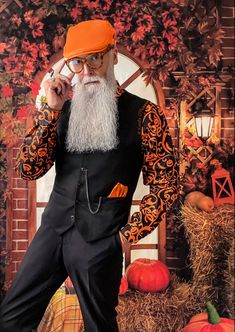 Square Beard, Gothic Fashion Women, Mens Hats Fashion, Age Gracefully, Model Pose