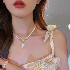 We invite you to embark on a dazzling journey through our exquisite collection of accessories! Profile Pictures Ideas, Cross Pendant Necklace Woman, Heart Cross Necklace, Apple Iphone Accessories, Birthday Necklace Gift, Better Cr Dr, Romantic Necklace, Pearl Love, Double Layer Necklace