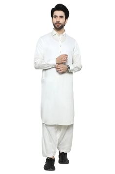 Pure Cotton White Textured Shirt Collar Mens Shalwar Kameez Color: Off White Fabric: Cotton Dress Type: Handmade Please beware when you're choosing the variations of this dress. Feel free to discuss any issue regarding your order. You'll get a quick solution and will be satisfied. White Shalwar Kameez, Unstitched Off-white Salwar Kameez With Naqshi, White Naqshi Salwar Kameez, Luxury White Jamawar Kurta, White Shalwar Kameez Men, Suit Man, Indian Kurta, White Kurta, Off White Dresses