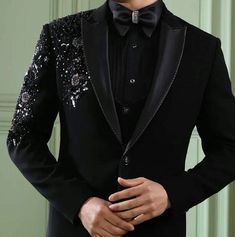 Bride Brother Outfit, Traditional Indian Mens Clothing, Best Wedding Suits For Men, Gents Wear, Designer Tuxedo, Best Wedding Suits, Groom Dress Men, Wedding Outfits For Groom