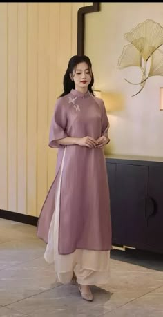 Ao Dai Couture, Viet Traditional Dress, Modern Lao Clothes, Ao Dai Inspired Dress, Ao Dai Modern Casual, Vietnam Traditional Clothes, Pastels Outfits, Vietnam Traditional Dress, Vietnamese Dress Ao Dai