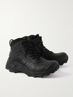 Givenchy teamed up with BOGS to create this elevated take on traditional hiker styles. Made from resistant, waterproof rubber, they're fitted with flexible neoprene collars for a comfortable fit and have vulcanised sole that deliver exceptional grip. Rubber Boots For Men, Hiker Style, Givenchy Shoes, Summer Sunglasses, Boots For Men, Rubber Boots, Fine Jewelry Designers, Black Rubber, Mr Porter