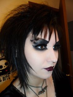 Goth subculture
Goth bat eye makeup
Goth pale skin Makeup Nails Art, Casual Makeup, Gothic Looks, Alternative Makeup, Goth Beauty, Gothic Makeup, Goth Makeup, Makeup Inspo, Purple Dress