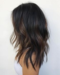 Partial Balayage, Highlights For Dark Brown Hair, Rambut Brunette, Red Highlights, Brown Hair Balayage, Black Makeup, Brown Highlights, Gisele Bundchen, Brown Hair With Highlights