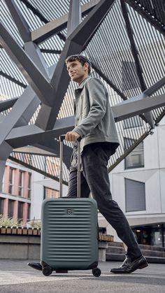 Redefine travel with Airox Advanced. Our luggage collection is the epitome of effortless travel-intelligent organization, eternal readiness, and featherlight handling. Welcome to the future of travel, designed to fit perfectly in your hand. #MyVictorinox Frequent Flyer, Welcome To The Future, Spinner Suitcase, Federated States Of Micronesia, Long Holiday, Smart Solutions, City Break, To The Future, Free Travel