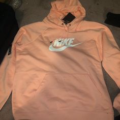 Literally Just Bought It - Still Has Tags I Literally Love This Hoodie But It Doesn’t Fit Right On Me :( I Don’t Want To Waste This So Someone Actually Send An Offer On This Lol It’s Actually Worth It Tops Nike, Nike Hoodie, Colorful Hoodies, Nike Tops, Worth It, Nike Women, Love This, Womens Tops, Sweatshirts Hoodie