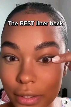 The best eyeliner hacks, liner hack, best liner hack, best liner black eyeliner,  liner for tightening eyes, small eyes eyeliner hack, best liner for hooded eyes, best liner for brown eyes, best liner for round eyes, best eyeliner pencils, best liner product, best liner brand,  best liquid liner, easy eyeliner tutorial, easy eyeliner tips, easy eyeliner hacks How To Get Even Winged Eyeliner, Stick Eyeliner Tutorial, Eye Shape And Eyeliner, Short Wing Eyeliner, Hooded Eye Vs Normal Eye, Applying Eyeliner For Beginners, Eyeliner Guide Tool, Easy Way To Put On Eyeliner, Eyeliner In Crease