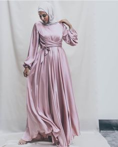 Comfy Trendy Outfits, Dress Muslim Modern, Long Sleeve Maternity Dress, Muslim Evening Dresses, Muslim Fashion Hijab Outfits