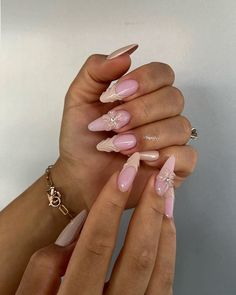 Materials: gel nail, long stiletto tips Greetings and welcome to my store. Hope you find a style you like. ✋🙆I only work with high-quality materials to create sturdy & long-lasting luxury press on nails that you can trust on. My nails will last for:1- 2 days using adhesive tab (provided with the nail set) 2- 3 weeks using nail glue. You can reuse all of the nails multiple times if you take care of them. Follow the instructions provided with the nail set. 💮Please follow the instruction size mea Nails For Birthday, Europe Nails, Pink White Nails, Almond Press On Nails, Nails Flower, Custom Nails, Acrylic Nail Set, Romantic Nails, Nails 3d