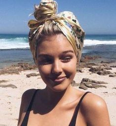 Hairband Hairstyle, Cute Bun Hairstyles, Hair Scarf Styles, Hair Accessories Boho, Bow Hairstyle, Bohol, Hair Wraps, Boho Hairstyles