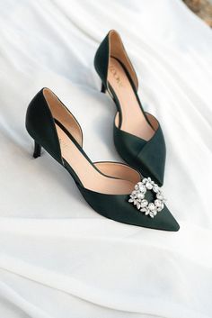 Handmade emerald green satin women's pumps MANU with kitten heel height is 5.5 cm / 2.2 inches, which allows you to wear these shoes all day long.  Classy women's evening shoes with a pointy closed toe and cushioned leather insoles, Italian satin top. Timeless shoe design: suitable for both formal office wear, evening party look, and other informal occasions.  Cushioned insoles along the entire length of the shoe, are soft and remember the position of the foot. Tunit sole is a mixture of leather chips and rubber, it's more wear-resistant than leather and more durable. In the photo: STYLE name: MANU HEEL: 5 cm, pointy heel MATERIALS in the photo: emerald green satin, leather insole Can be decorated with a crystal bow or brooch if additional ordered. You can order brooches here: https://www. Emerald Green Shoes, Emerald Green Heels, Emerald Shoes, Classy Shoe, Formal Office Wear, French Inspired Fashion, Green Pumps, Timeless Shoes, Pointy Heels