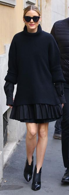 Who made Olivia Palermo's black sunglasses and ankle boots? 80’s Fashion, Boating Outfit, Le Specs, Golf Fashion, All Black Outfit, Winter Mode