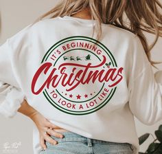 Winter Shirt Ideas Vinyl, Winter Cricut Projects, Holiday Shirts Vinyl, Holiday Cricut Projects, Cricut Shirt Ideas, Cricut Christmas Gifts, Christmas Tshirt Designs, Diy Christmas Shirts