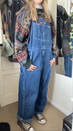 Baggy Overall Outfits, Cardigan And Overall Outfit, Cold Overall Outfits, They Them Outfits, Aesthetic Outfits 70s, Cute Grandma Outfits, Big Overalls Outfit, 80s Mom Fashion, Grunge Granola Outfits