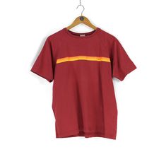 Welcome to our shop. We are waiting for your wishes, also don't be afraid to ask any questions. If you like something from our clothes, just add  to favourites or write to us. Follow us on instagram - @cashalot.store  - ITEM - 00s Vintage men's NIKE small swoosh burgundy t-shirt Size M 00s summer style made in Turkey - SIZE - Size Label (M)  Pit - to - Pit - 21,3 (54cm) Length - 25,6 (65cm) (all our items are measured laying flat) - CONDITION -  Total condition 8/10 Please check all Photos , als 00s Style, Label M, Turkey Size, Nike Tshirt, Size Label, Be Afraid, Men's Nike, Summer Style, Vintage Men