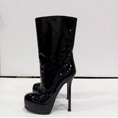 Women's Saint Laurent Black Boots Size 37.5 Patent Leather In Excellent Condition Luxury Mid-calf Boots For Evening, Luxury Evening Mid-calf Boots, Luxury Patent Leather Heeled Boots For Evening, Luxury Ankle-high Boots With 4-inch Heel, Luxury Heeled Boots With Patent Leather And Leather Sole, Luxury Heeled Boots With Patent Leather, Luxury Patent Leather Heeled Boots With Leather Sole, Designer Patent Leather Heeled Boots With Reinforced Heel, Formal Pointed Toe Platform Boots With Rubber Heel Cap