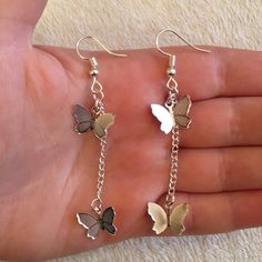 Amazing silver plated dangle/ drop earrings with double silver flying butterfly charms 925 stamped sterling silver earring hooks also available Flying Butterfly, Butterfly Jewelry, Butterfly Charm, Earring Hooks, Organza Gift Bags, Butterfly Earrings, Silver Earring, Tiffany Heart, Heart Charm Bracelet