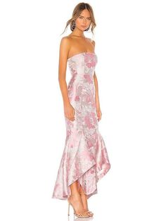 Lovers And Friends Urgonia Gown, Pink Floral Strapless Dress, Pink Wedding Outfit Guest, Colorful Spring Dresses, Strapless Bodycon Dress, Plus Size Formal, Strapless Maxi, Strapless Maxi Dress, Bustiers