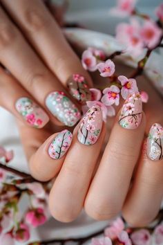 Nail Art For Short Nails, Art For Short Nails, Spring Nail Ideas, Spring Nail Trends, Colorful Nail Art, Holiday Nail Designs, Colorful Nail, Holiday Nail