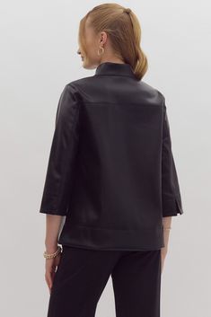 Embody sophistication in this V-neck Pleather Blouse. The faux leather material exudes luxury while the slit at the sides and cuffs add a touch of elegance. Versatile for any occasion, this blouse is perfect for dressing up with a skirt or keeping it casual with jeans and boots. Fabric Content 55%POLYESTER 45% PU Model 5'10" and wearing size Small. Texas Women, Blouse Tank Top, Maxi Dress Cocktail, Athleisure Wear, A Skirt, Natural Style, Dressy Casual, New Arrival Dress, Square Scarf