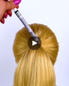 7.9M views · 62K reactions | Who knew a marker could double as a hairstyling tool | Who knew a marker could double as a hairstyling tool | By MetDaan Beauty | Facebook Hair Hack, Perfect Hairstyle, Hair Updo, Simple Tricks, Hair Designs, Perfect Hair, Hair Updos, Hair Tools, Up Hairstyles