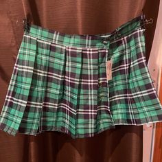 Spencer’s St. Pats Girls Green Plaid Skirt, Nwt Age 14+, Size L/Xl, 36" Waist, 15" In Length, Two Button Choice For Size, Smoke Free Home #7715 School Uniform Plaid Skort For School, School Uniform Plaid Skort, Preppy Fitted Skort For School, Fitted Preppy Skort For School, School Plaid Pleated Skirt, Fitted Plaid Skort For School, Plaid Skirted Skort For School, Preppy Green Cotton Skort, Plaid Skort For School