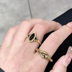 Vintage Collaboration Luxurious Medusa Goddess Ring – Byher Medusa Goddess, Goddess Ring, Vintage Jewellery Rings, Loving Gifts, Open Ring, Earring Necklace, Ring Designs, Ring Earrings, Design Features