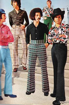 Sears 1974 — dig those cuffs! Moda Disco, 70 Pants, 1970s Mens Fashion, Look Disco, 70s Mens Fashion, Disco Fashion, Disco Style, Fashion 1970s