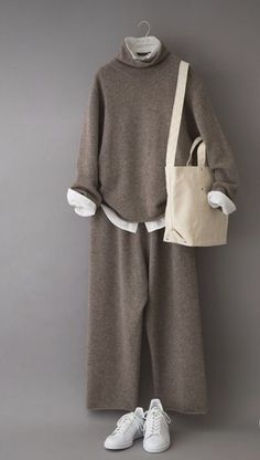 Summer Outfits Black, Home Wear Women Pajamas, Outfits Curvy, Home Wear Women Casual, Winter Fashion Outfits Casual, Outfits 2023, 가을 패션, Mode Inspiration, Winter Fashion Outfits