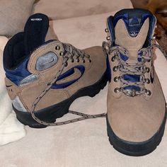 Nike Acg Vintage Women’s Brown Blue Suede Hiking Trail Mid Boots Size 6. Brand New Only Tried On For Size. Open To Offers. Vintage Nike Acg Boots, Nike Acg Boots, Nike Acg Shoes, Mid Boots, Hiking Trail, Swag Shoes, Nike Acg, Vintage Women, Blue Suede